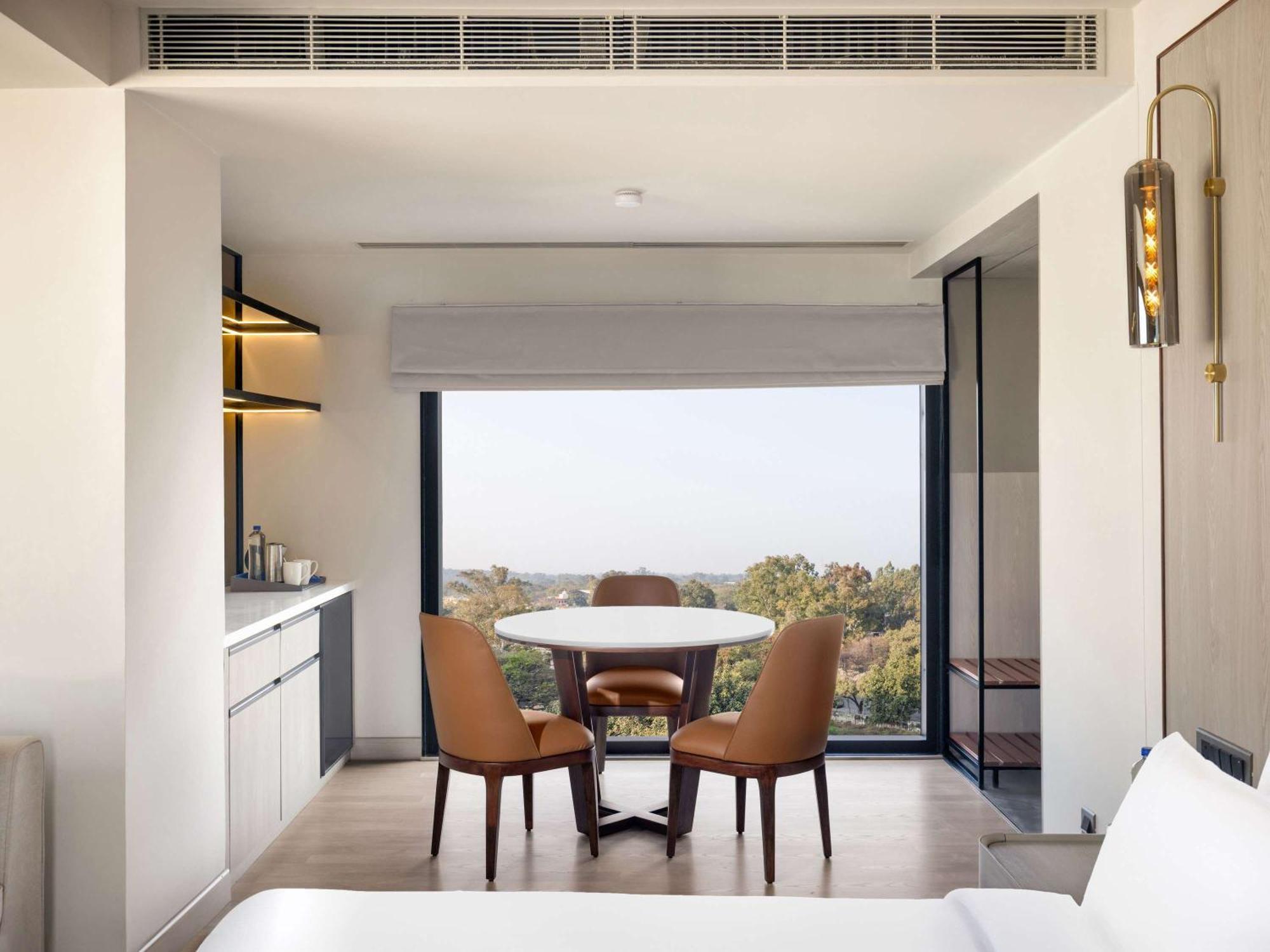 Mercure Chandigarh Tribune Chowk Zewnętrze zdjęcie