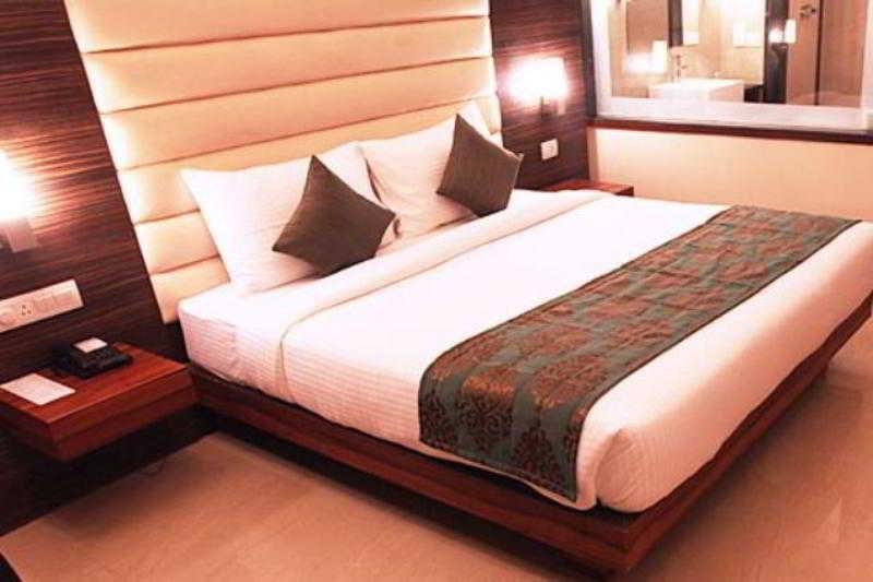 Mercure Chandigarh Tribune Chowk Zewnętrze zdjęcie