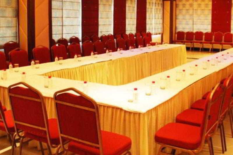 Mercure Chandigarh Tribune Chowk Zewnętrze zdjęcie